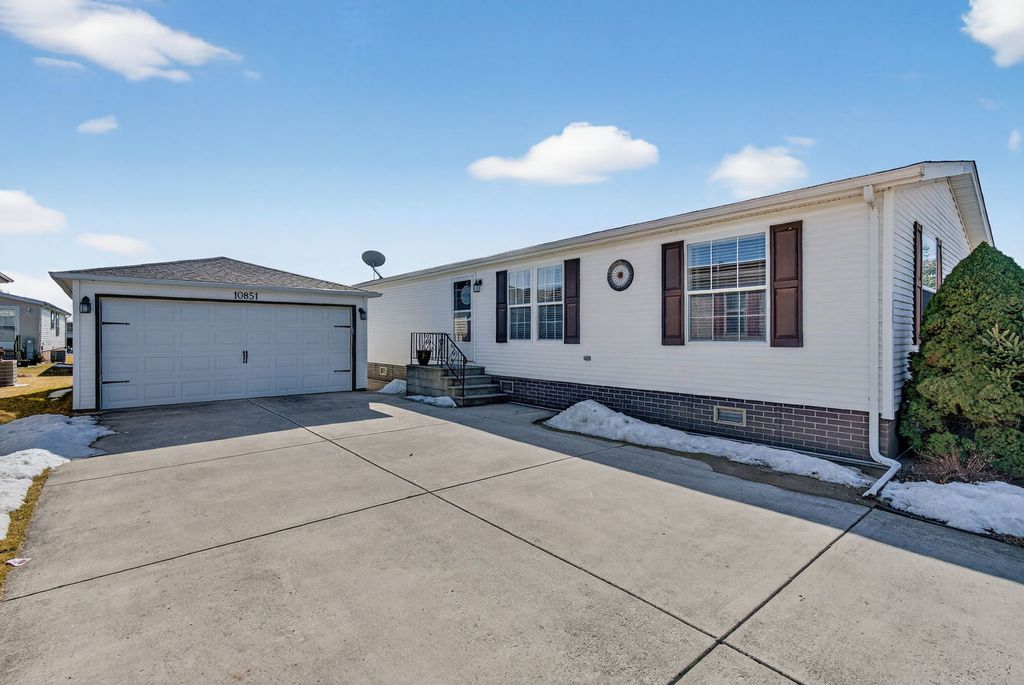 10851 La Costa Lane, Frankfort, IL 60423