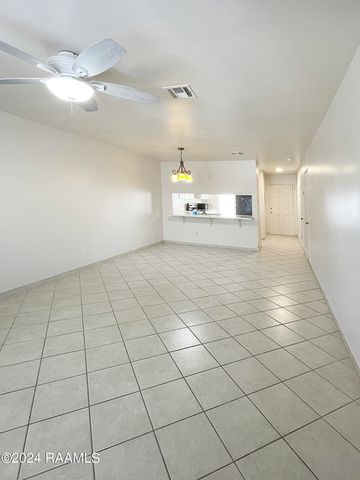 101 Michael Allen Boulevard 3b, Lafayette, LA 70501
