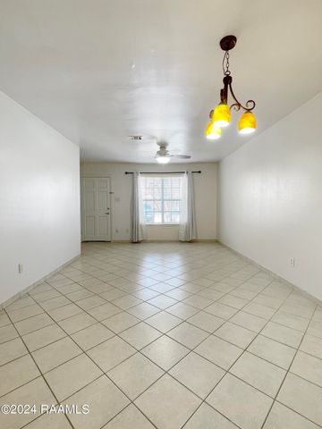 101 Michael Allen Boulevard 3b, Lafayette, LA 70501