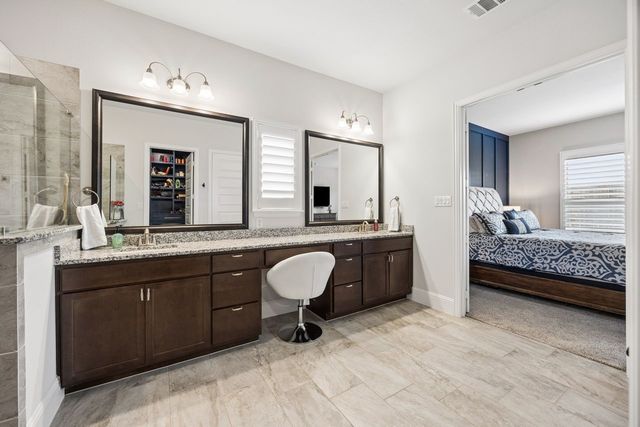 2700 Castlebridge, The Colony, TX 75056