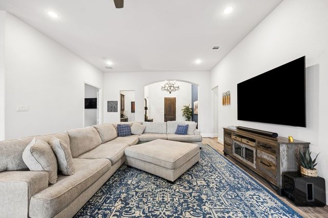 2700 Castlebridge, The Colony, TX 75056