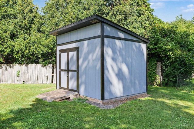 3560 Mckinley Street, Saginaw, MI 48604
