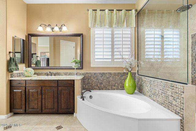 3615 E CASSIA Lane, Gilbert, AZ 85298