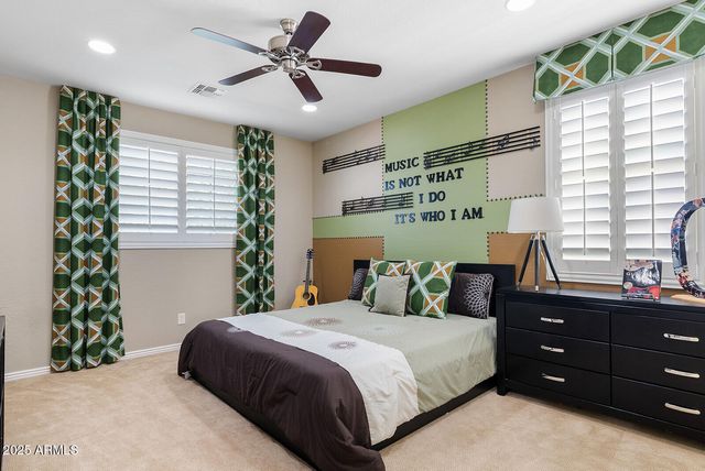 3615 E CASSIA Lane, Gilbert, AZ 85298