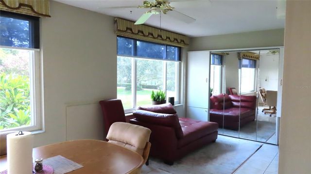 2402 ECUADORIAN WAY 34, Clearwater, FL 33763