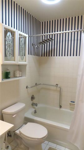 2402 ECUADORIAN WAY 34, Clearwater, FL 33763