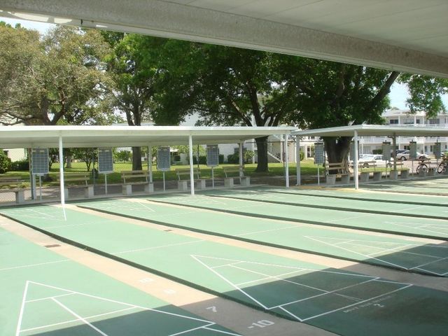 2402 ECUADORIAN WAY 34, Clearwater, FL 33763