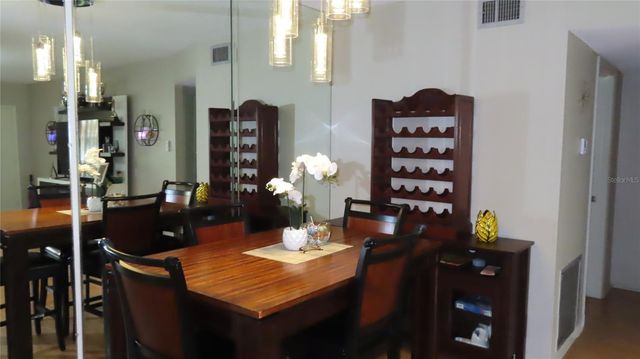 2402 ECUADORIAN WAY 34, Clearwater, FL 33763