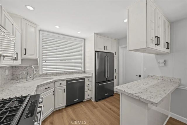 580 Black Hills Drive, Claremont, CA 91711