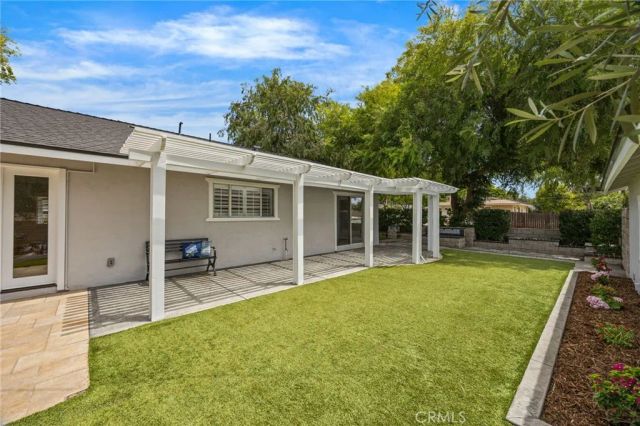 580 Black Hills Drive, Claremont, CA 91711