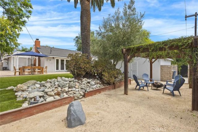 580 Black Hills Drive, Claremont, CA 91711