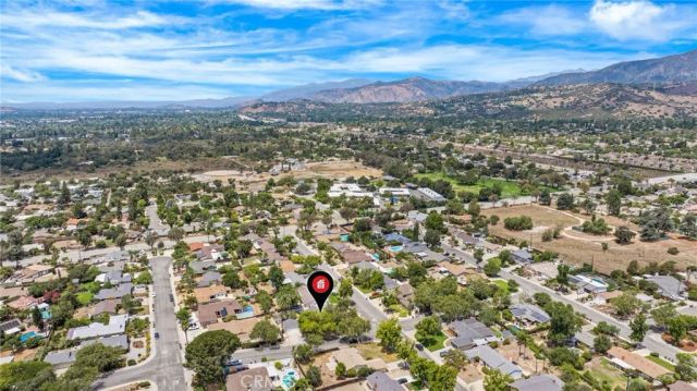 580 Black Hills Drive, Claremont, CA 91711