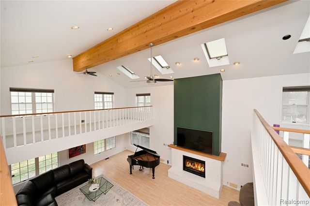 5100 Kings Gate Way, Bloomfield Hills, MI 48302