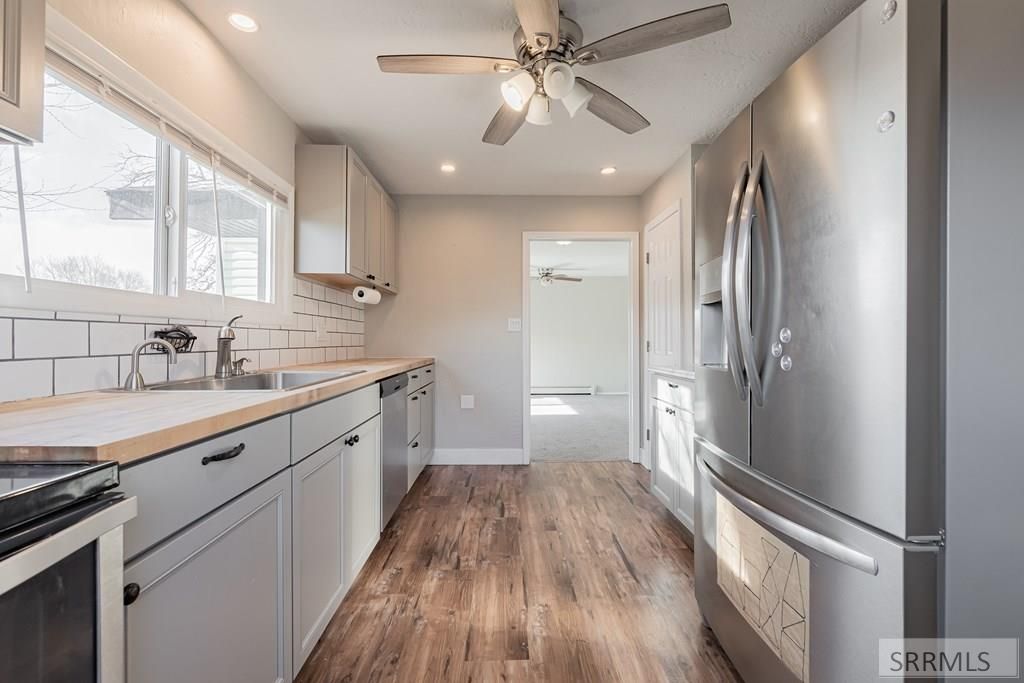 Image 18 of property listing at 745 W Main Street, St Anthony, ID 83445