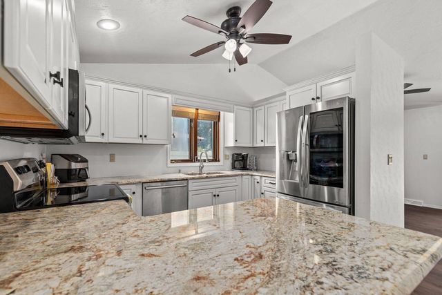 406 SILVER SPRING DRIVE, Green Bay, WI 54303