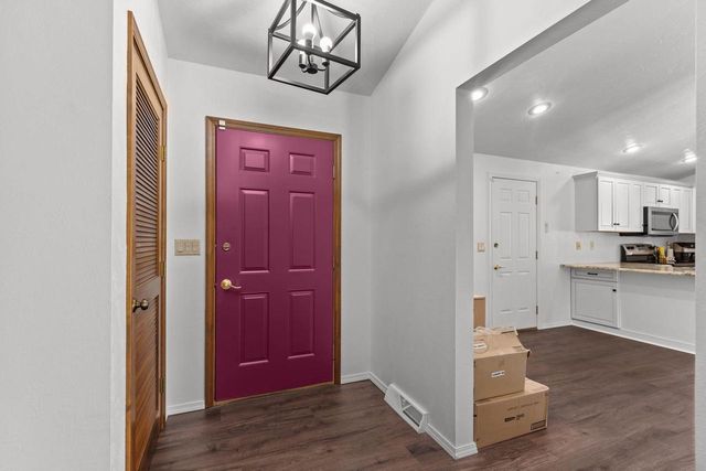 406 SILVER SPRING DRIVE, Green Bay, WI 54303