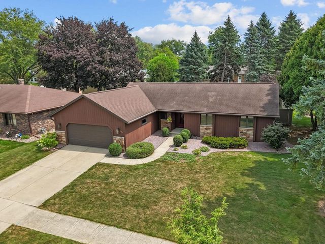 406 SILVER SPRING DRIVE, Green Bay, WI 54303