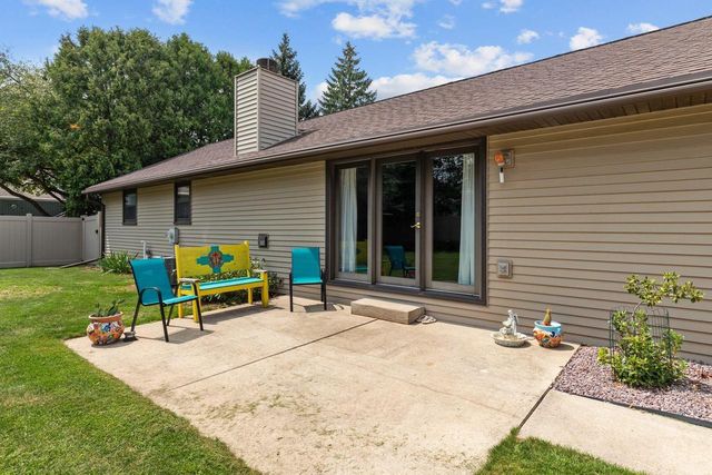 406 SILVER SPRING DRIVE, Green Bay, WI 54303