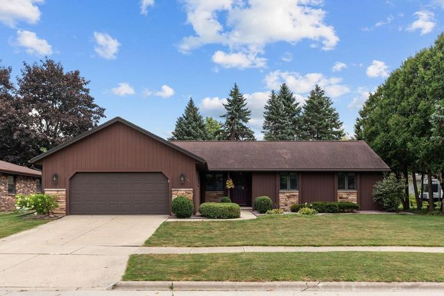406 SILVER SPRING DRIVE, Green Bay, WI 54303
