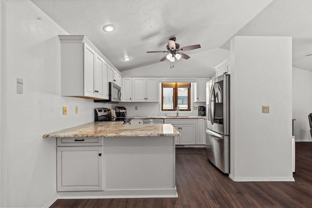 406 SILVER SPRING DRIVE, Green Bay, WI 54303