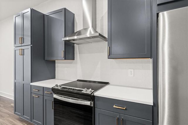 1274 Longreen NW Terrace 8, Atlanta, GA 30318