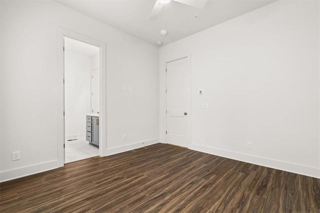 1274 Longreen NW Terrace 8, Atlanta, GA 30318