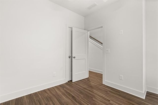 1274 Longreen NW Terrace 8, Atlanta, GA 30318