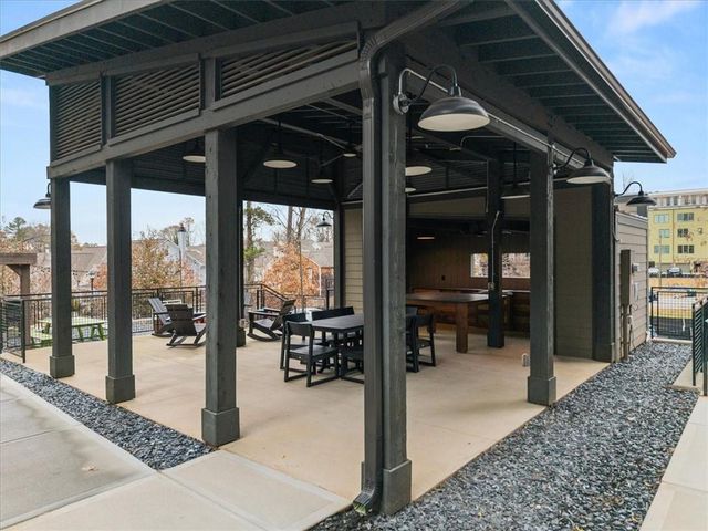 1274 Longreen NW Terrace 8, Atlanta, GA 30318