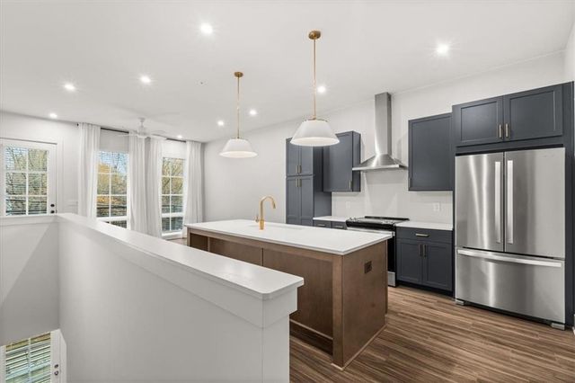 1274 Longreen NW Terrace 8, Atlanta, GA 30318