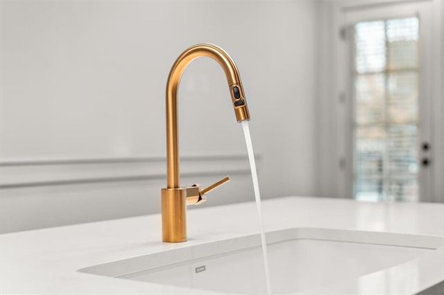 1274 Longreen NW Terrace 8, Atlanta, GA 30318