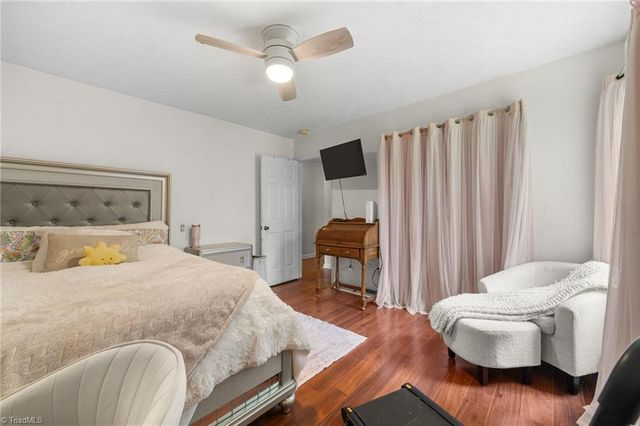 1085 Woodbury Road, King, NC 27021