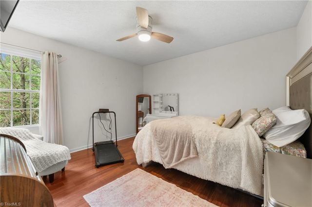 1085 Woodbury Road, King, NC 27021