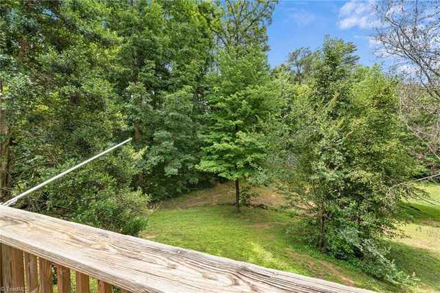 1085 Woodbury Road, King, NC 27021