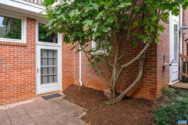 330 PARKWAY ST, Charlottesville, VA 22902