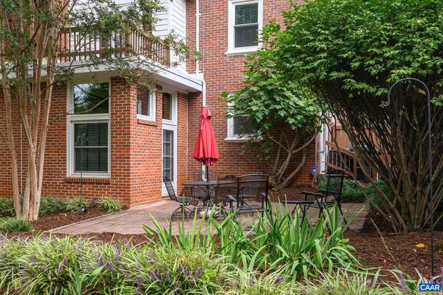 330 PARKWAY ST, Charlottesville, VA 22902