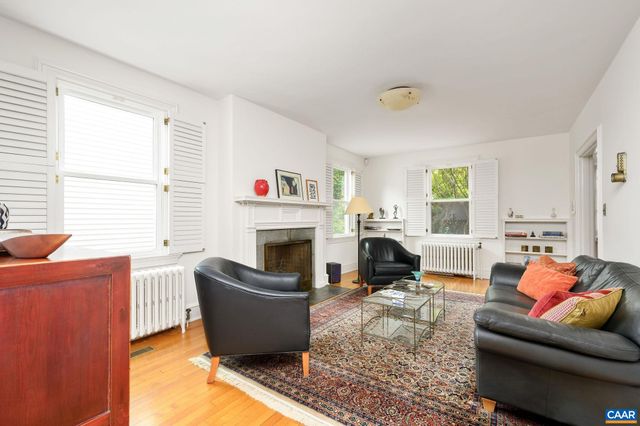 330 PARKWAY ST, Charlottesville, VA 22902