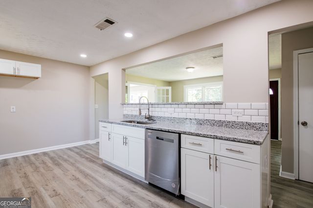 54 Jean Court, Hiram, GA 30141
