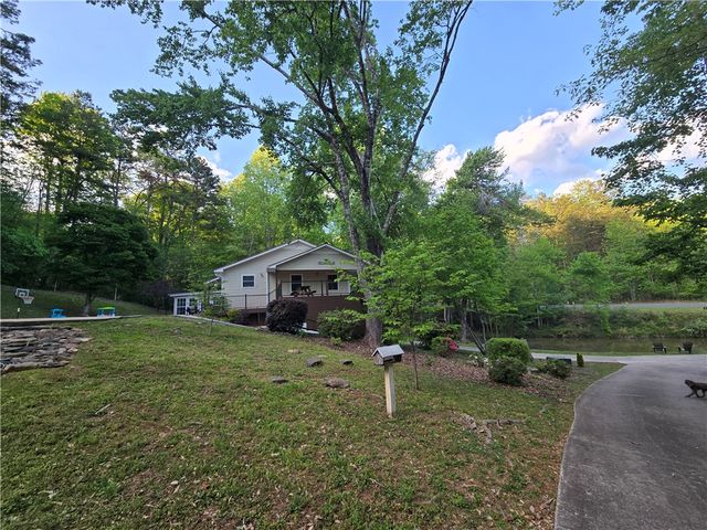 130 Green Briar Circle, Salem, SC 29676