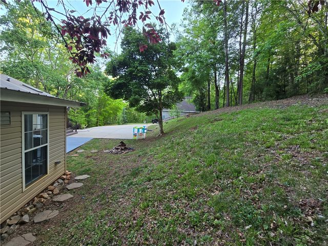 130 Green Briar Circle, Salem, SC 29676