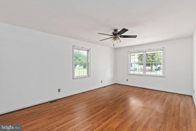 1018 IMAGINE LN, Fredericksburg, VA 22401