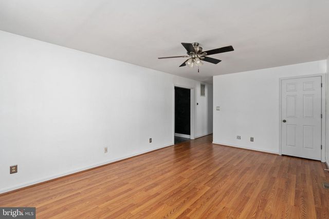 1018 IMAGINE LN, Fredericksburg, VA 22401