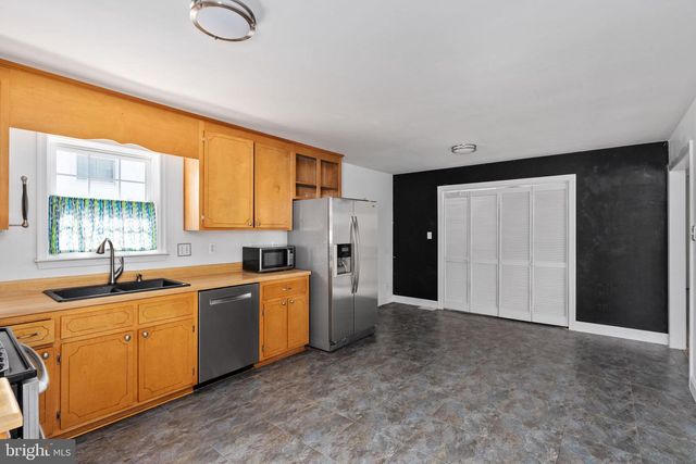1018 IMAGINE LN, Fredericksburg, VA 22401