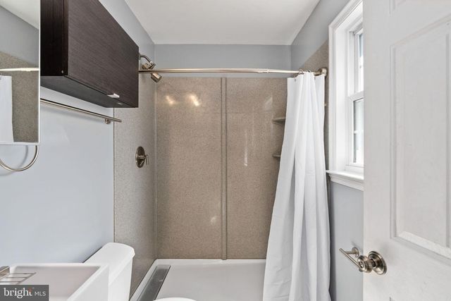 1018 IMAGINE LN, Fredericksburg, VA 22401