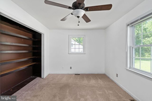1018 IMAGINE LN, Fredericksburg, VA 22401