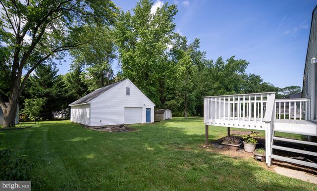 1018 IMAGINE LN, Fredericksburg, VA 22401