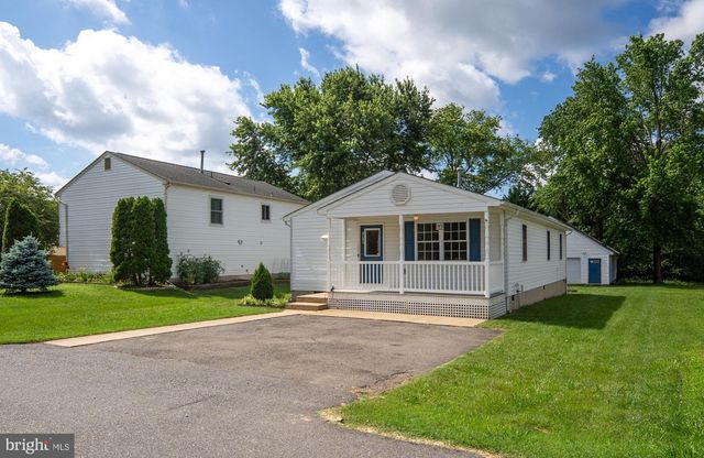 1018 IMAGINE LN, Fredericksburg, VA 22401