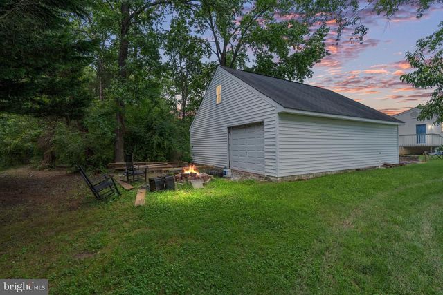 1018 IMAGINE LN, Fredericksburg, VA 22401