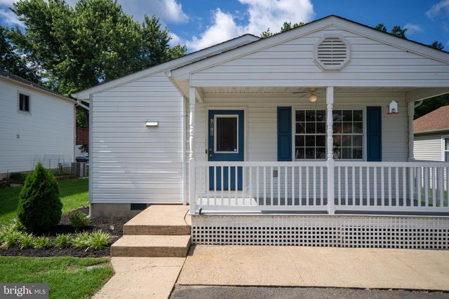 1018 IMAGINE LN, Fredericksburg, VA 22401