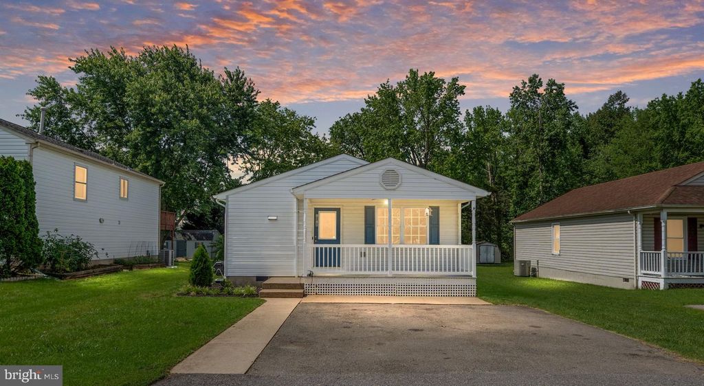 1018 IMAGINE LN, Fredericksburg, VA 22401