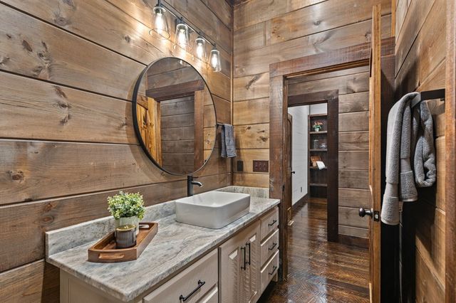 60 Magnolia Trail, Mccaysville, GA 30555